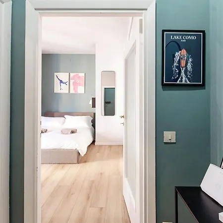 Casa Roberta - The House Of Travelers Apartment Como