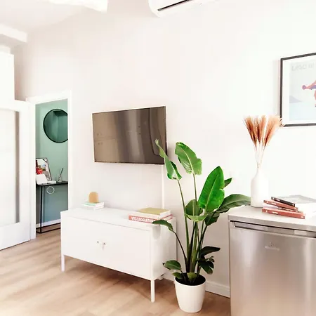 Casa Roberta - The House Of Travelers Apartmán *